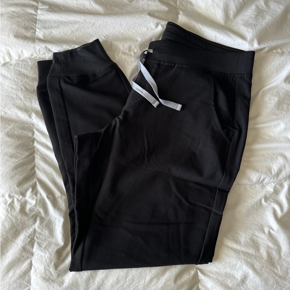 FIGS Scrubs - Zamora Jogger - L